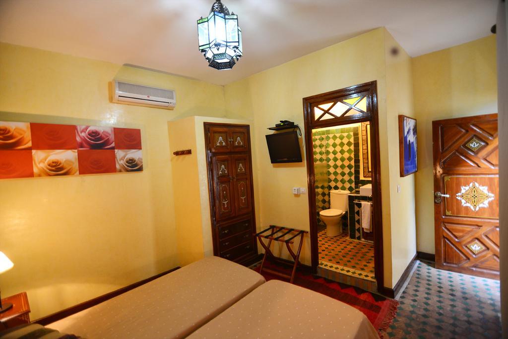 Riad Assilah الغرفة الصورة